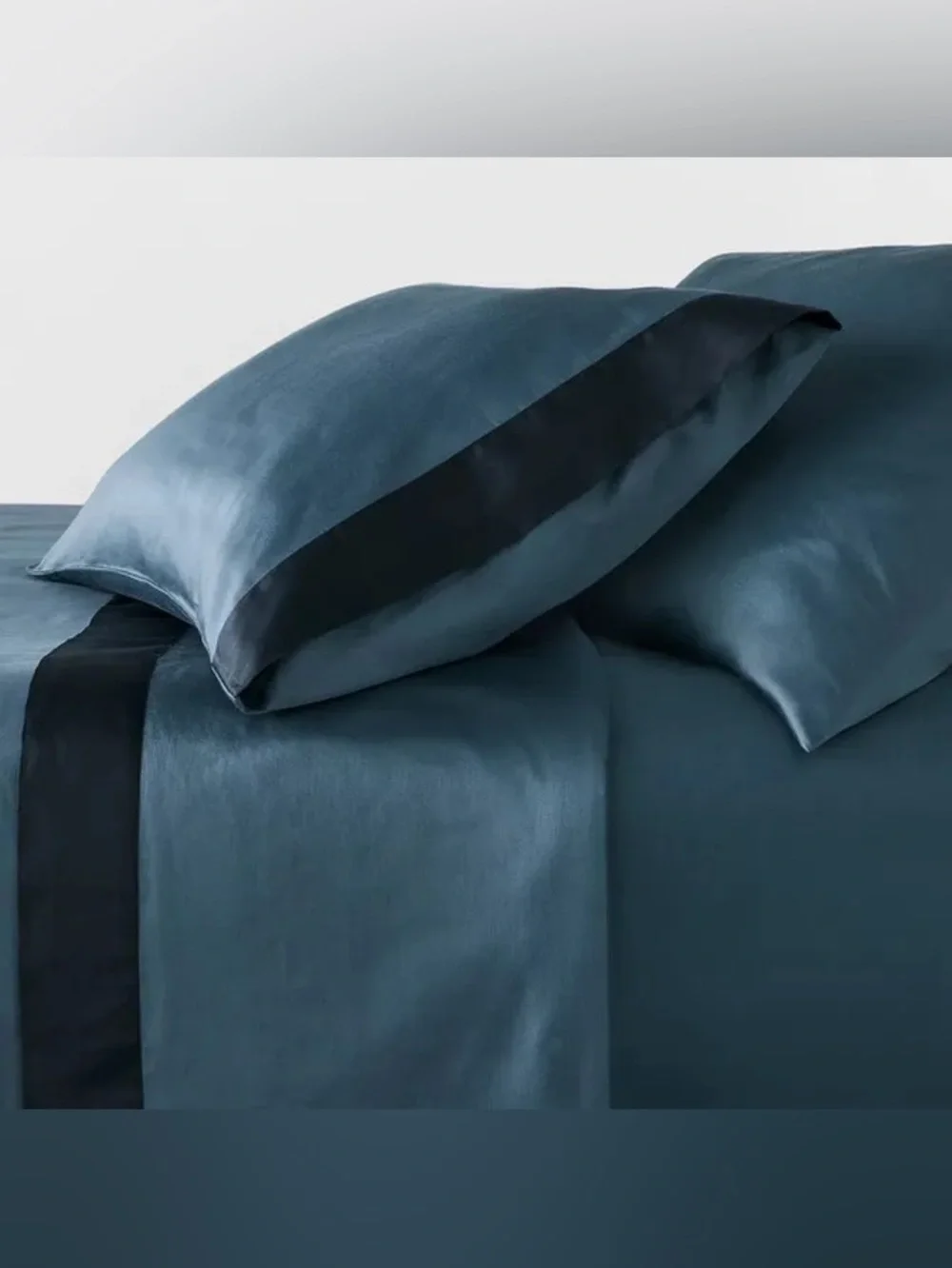 Threshold x Studio McGee 300 Thread Count Contrast Border Sheet Set, Queen